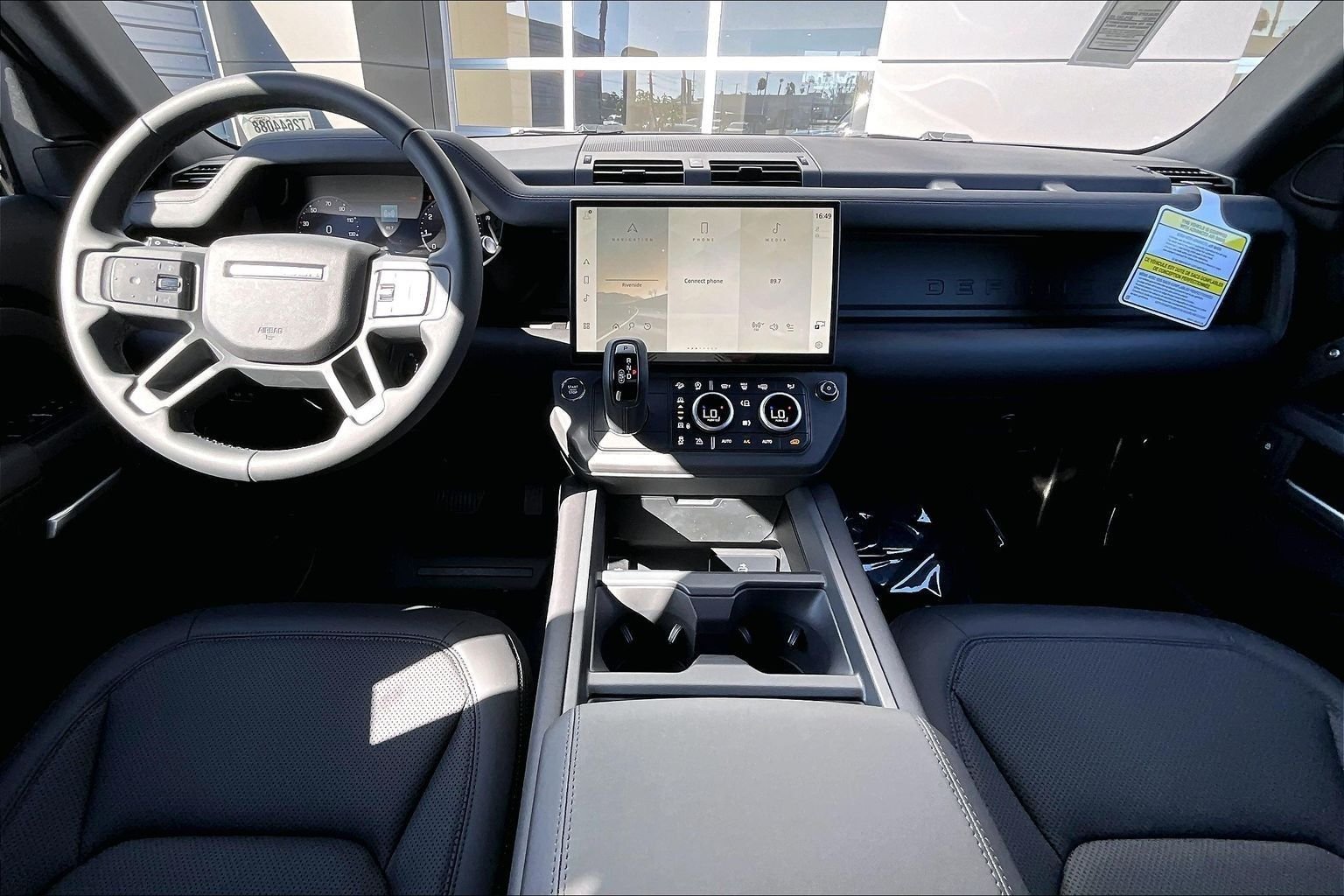 New 2026 Santorini Black LAND ROVER S image 5