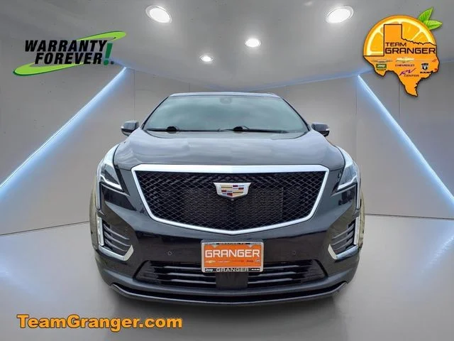 Used 2020 Black Cadillac Sport image 7
