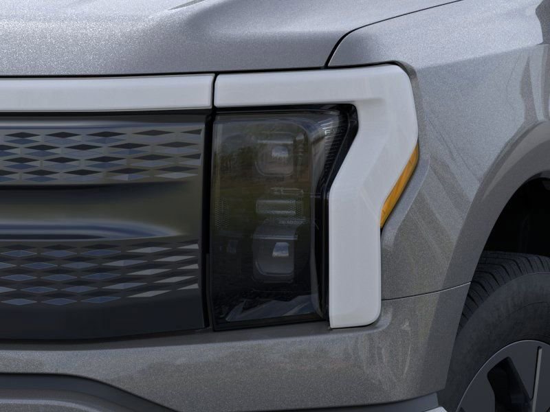 2025 Ford F-150 Lightning Flash - Photo 18