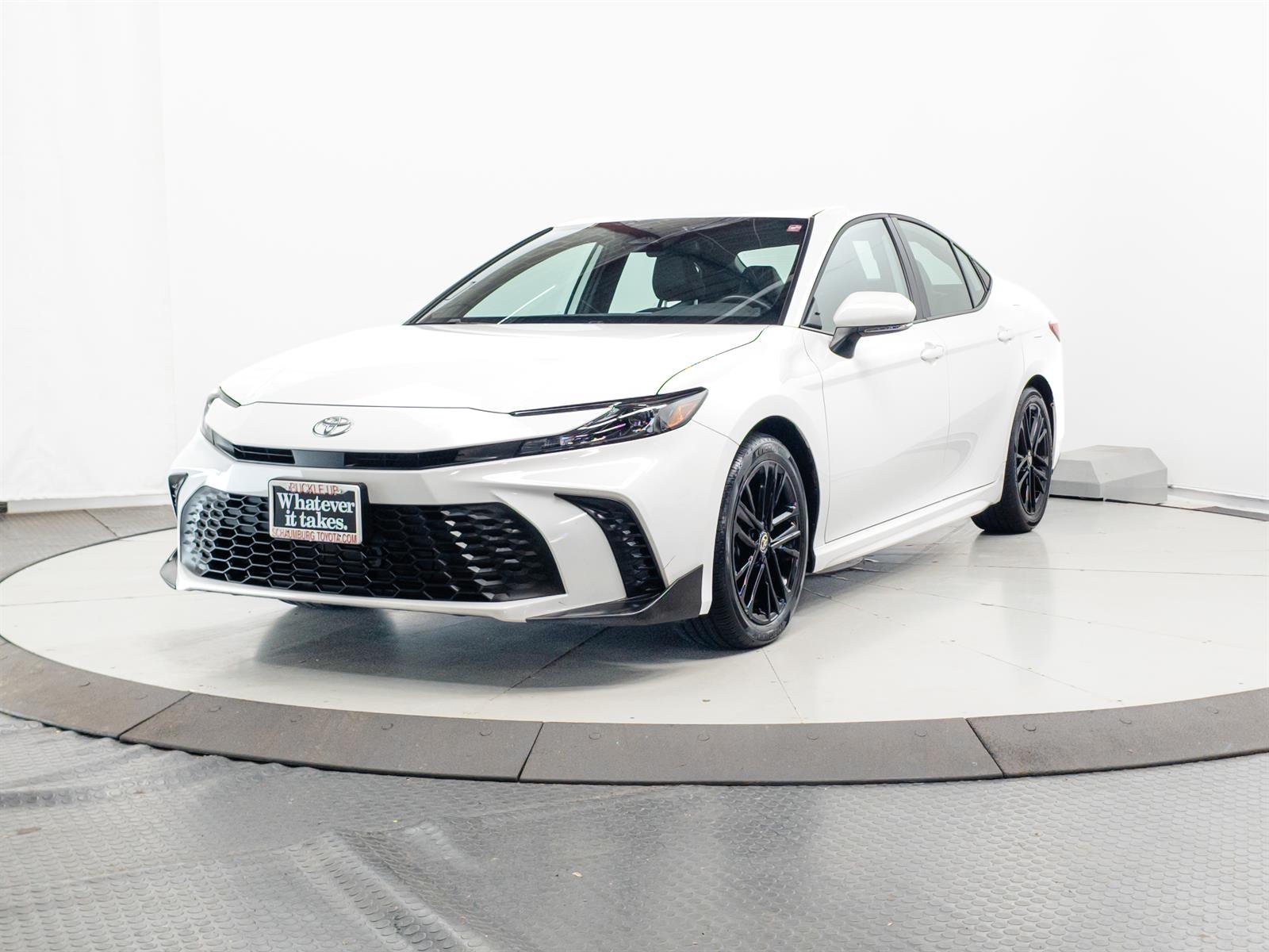 Certified Used 2025 White Toyota SE image 3