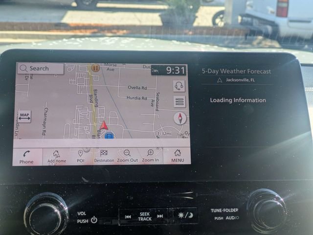 Used 2024 White INFINITI Sensory image 24