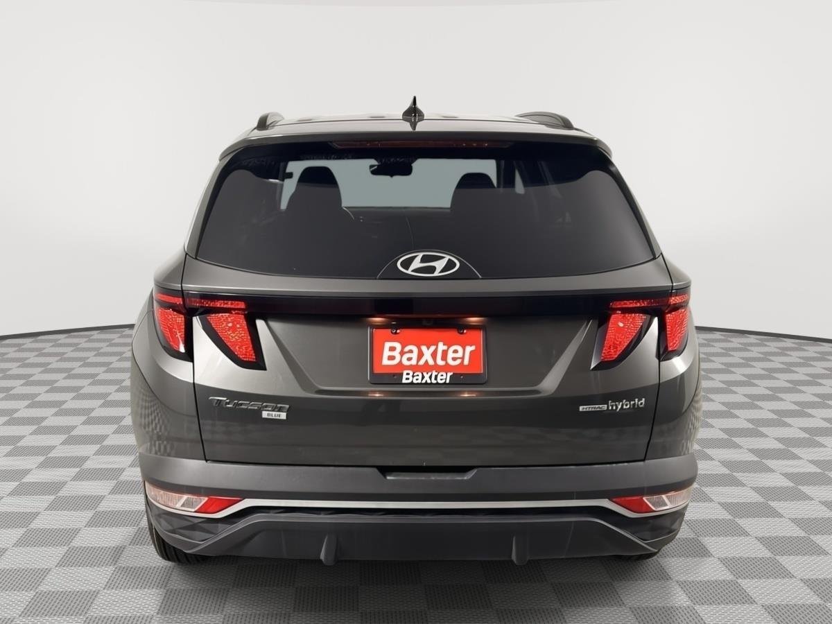 Used 2024 Shimmering Silver Hyundai Blue image 12