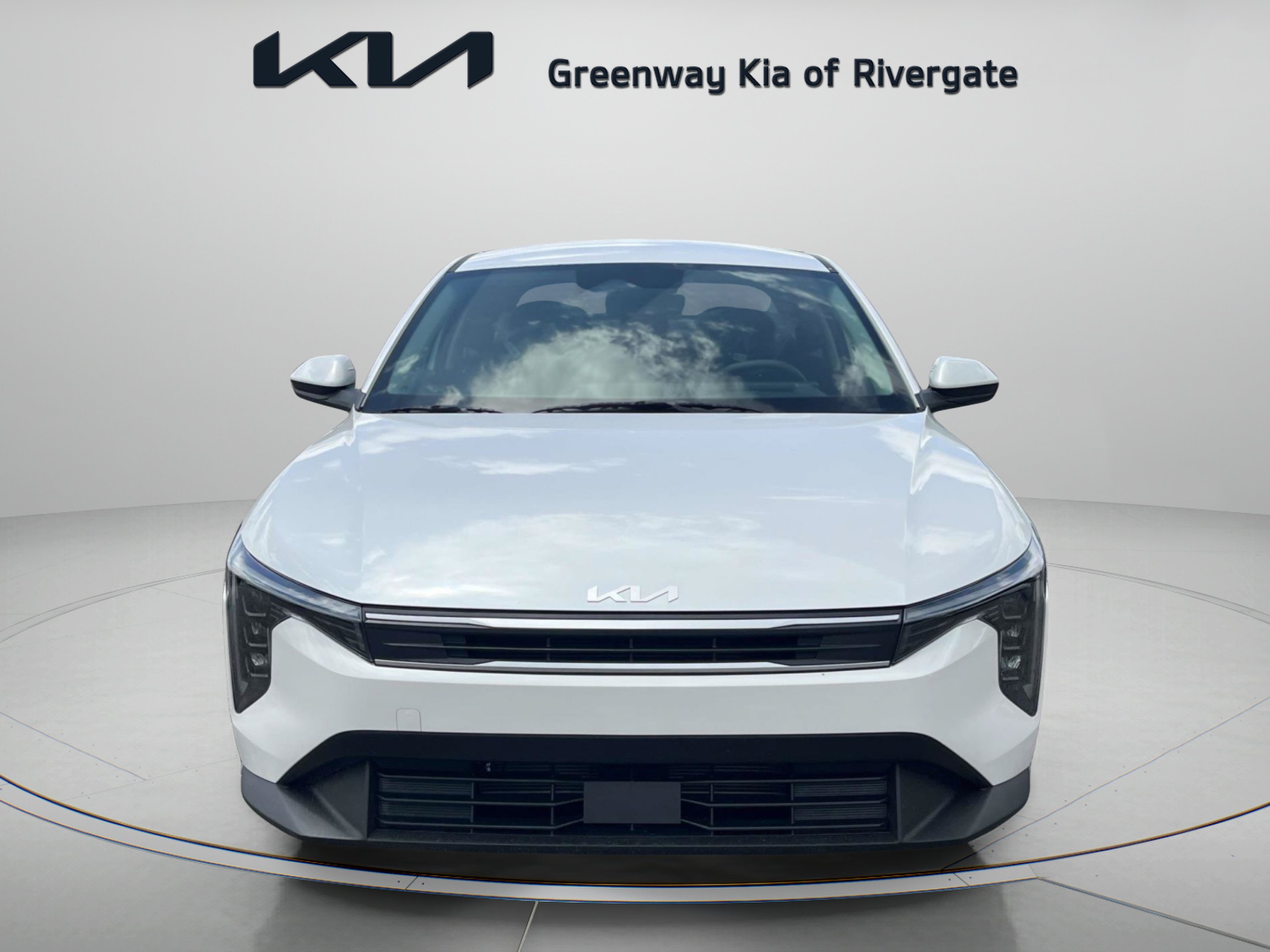 New 2026 Snow White Pearl Kia LXS image 2