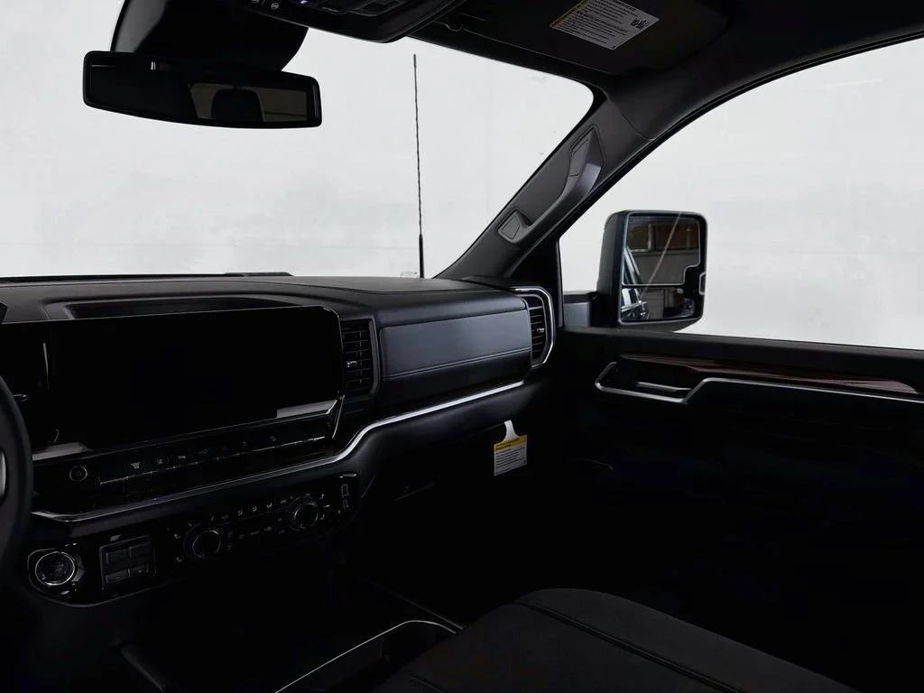 2026 Chevrolet Silverado 3500HD LT - Photo 19