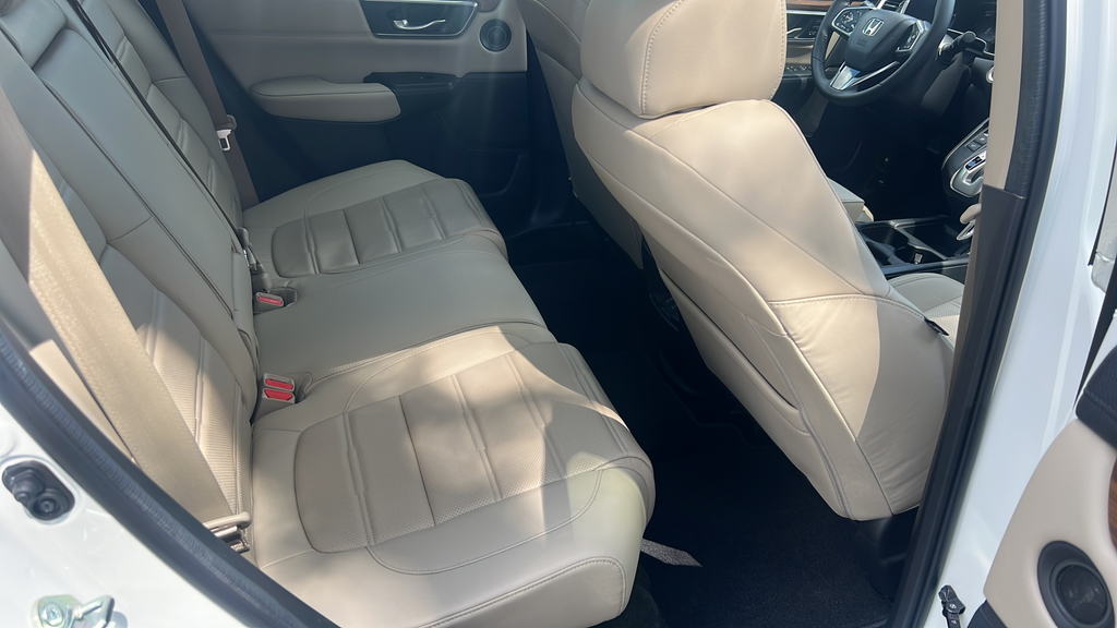 Used 2018 White Honda EX-L image 20