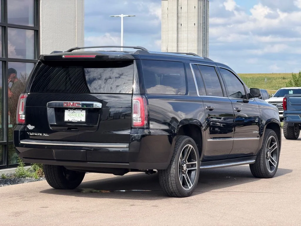 Used 2018 Black GMC Denali image 5