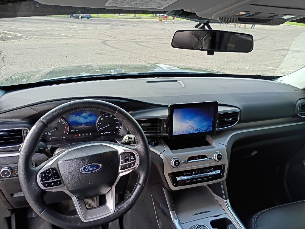 Used 2023 Carbonized Gray Metallic Ford XLT image 25