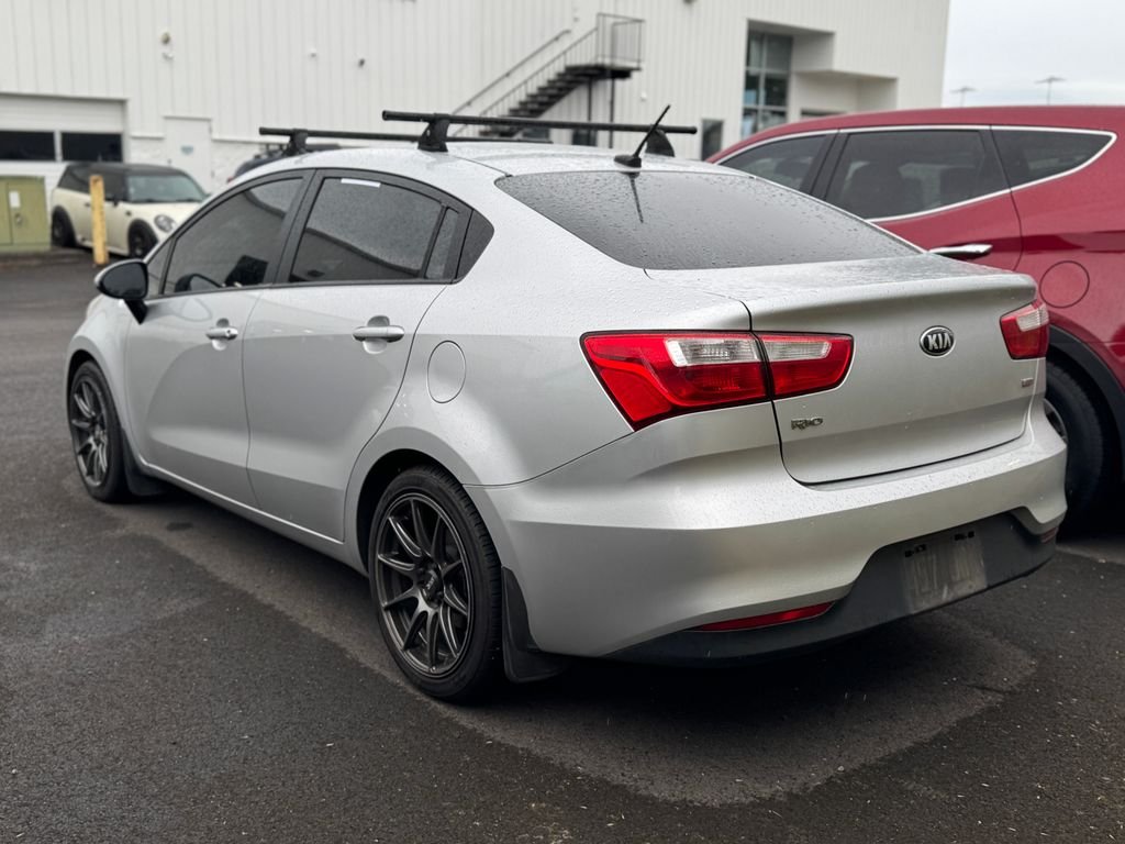 Used 2016 Bright Silver Metallic Kia LX image 2