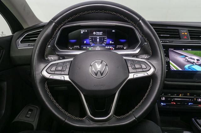 Used 2024  Volkswagen 2.0T SE image 27