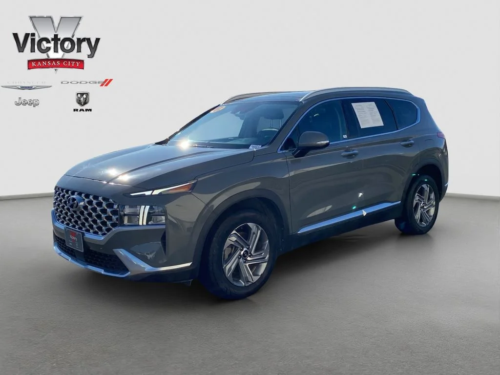 Used 2022 Gray Hyundai SEL image 3