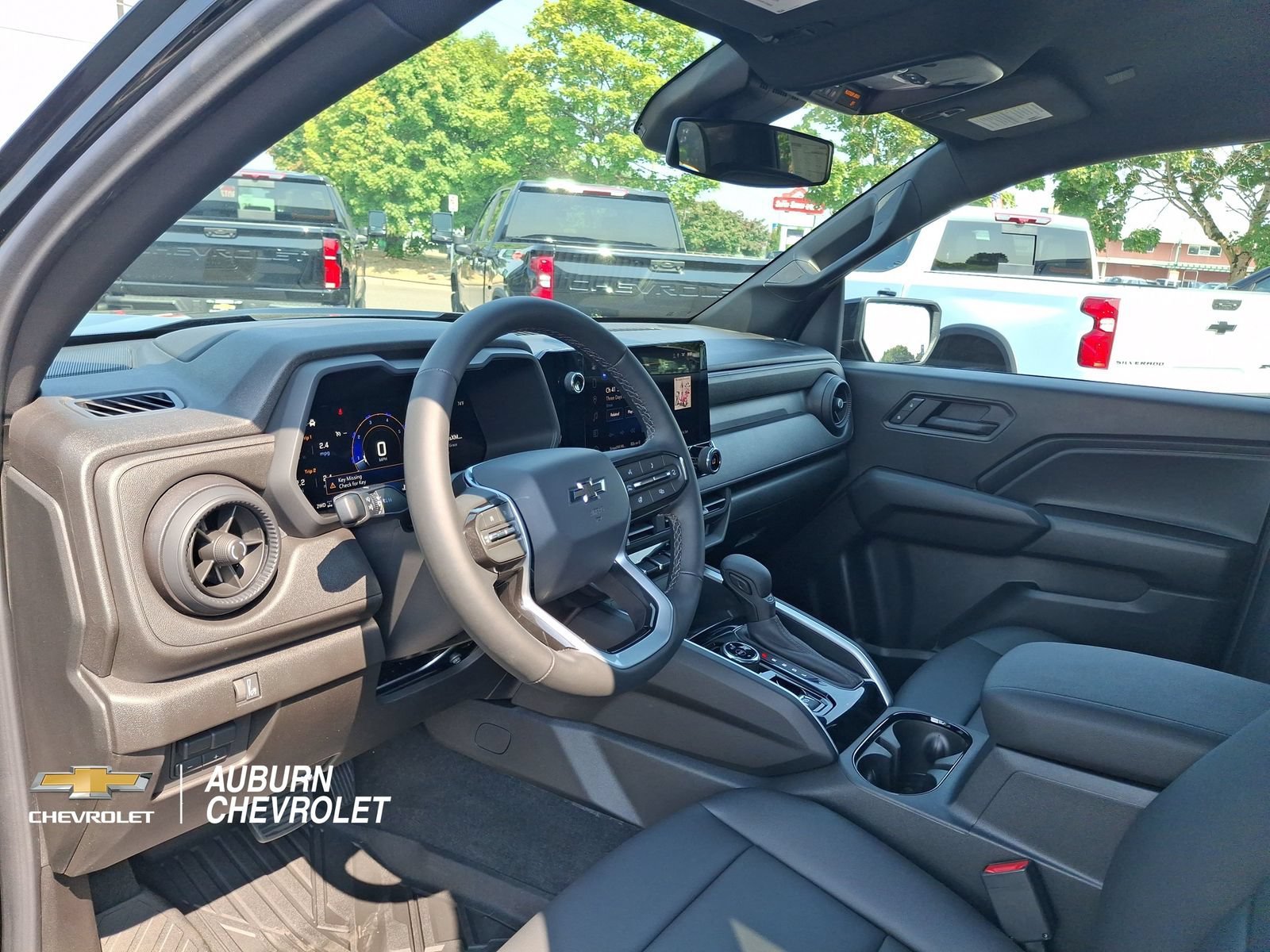 2026 Chevrolet Colorado Trail Boss - Photo 13