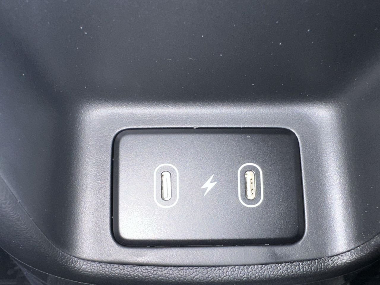 New 2026 Amazon Gray Hyundai SE image 19