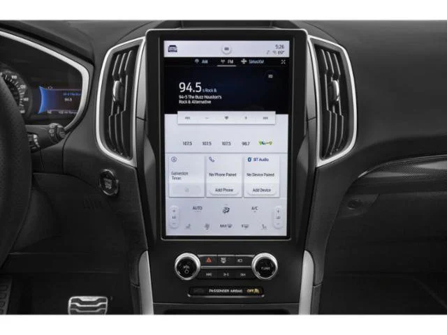 Used 2023  Ford  image 10