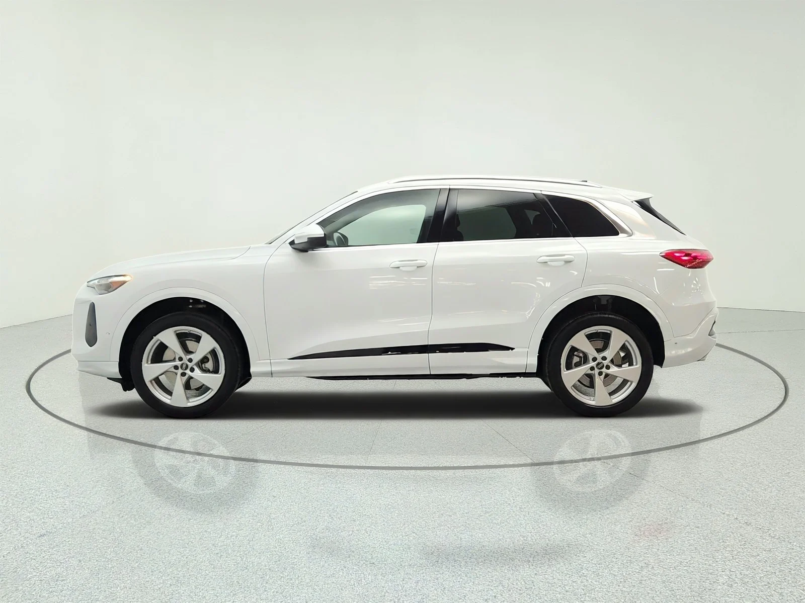 Used 2025 Glacier White Metallic Audi Premium Plus image 8