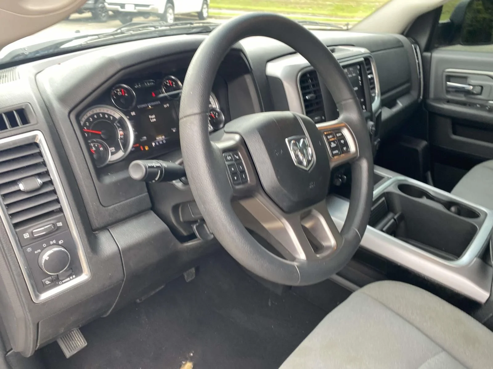 Used 2023 White Ram SLT image 17