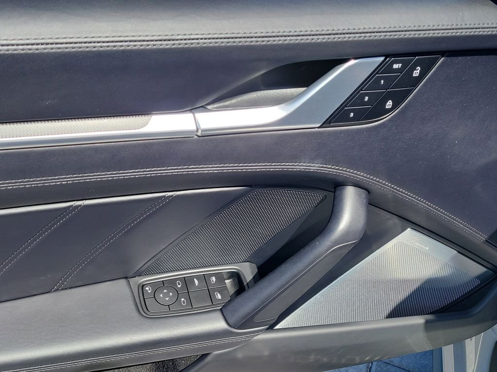 Used 2024  Porsche Turbo S image 22