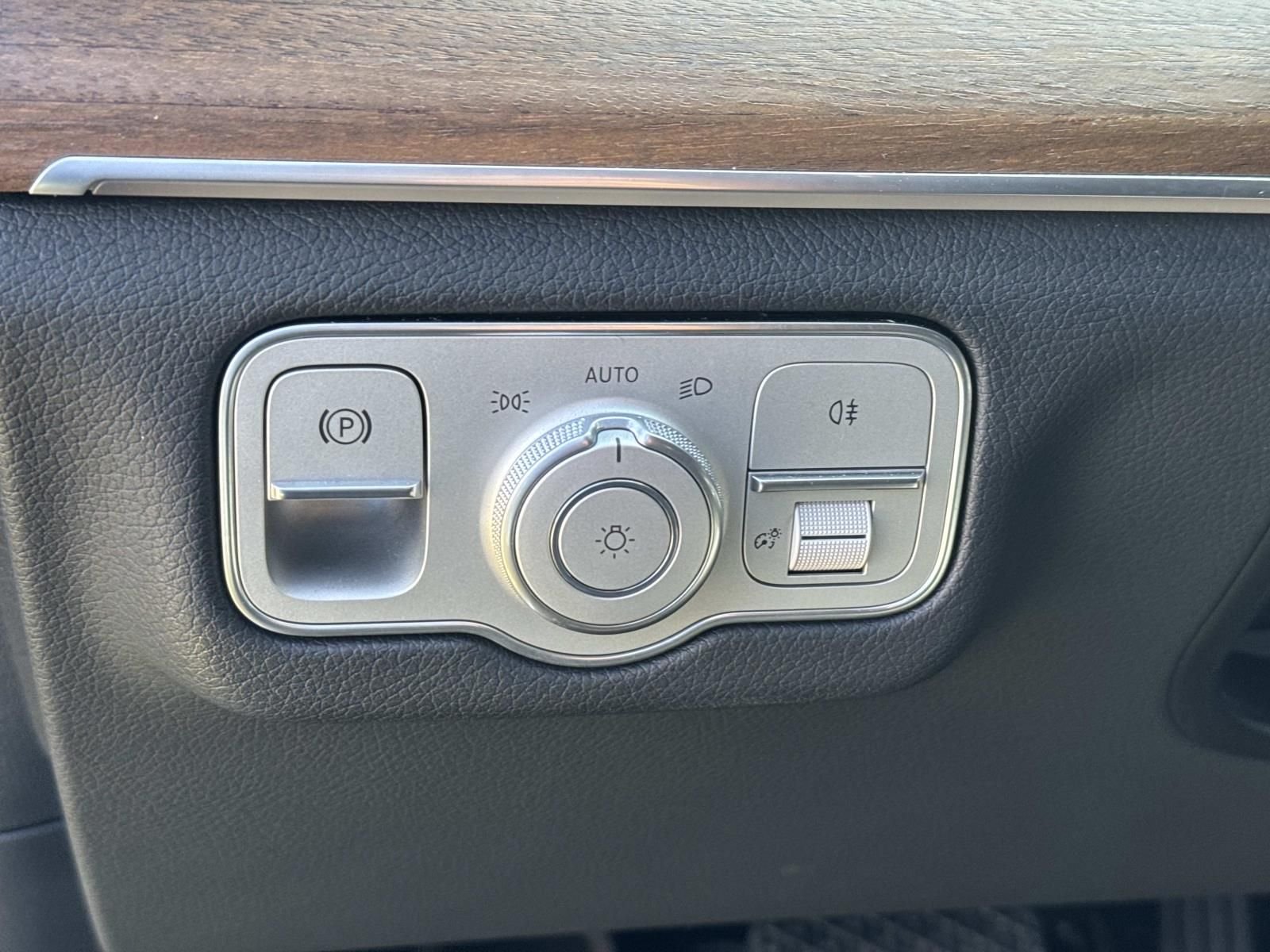 Certified Used 2026 Gray Mercedes-Benz GLE 350 image 21