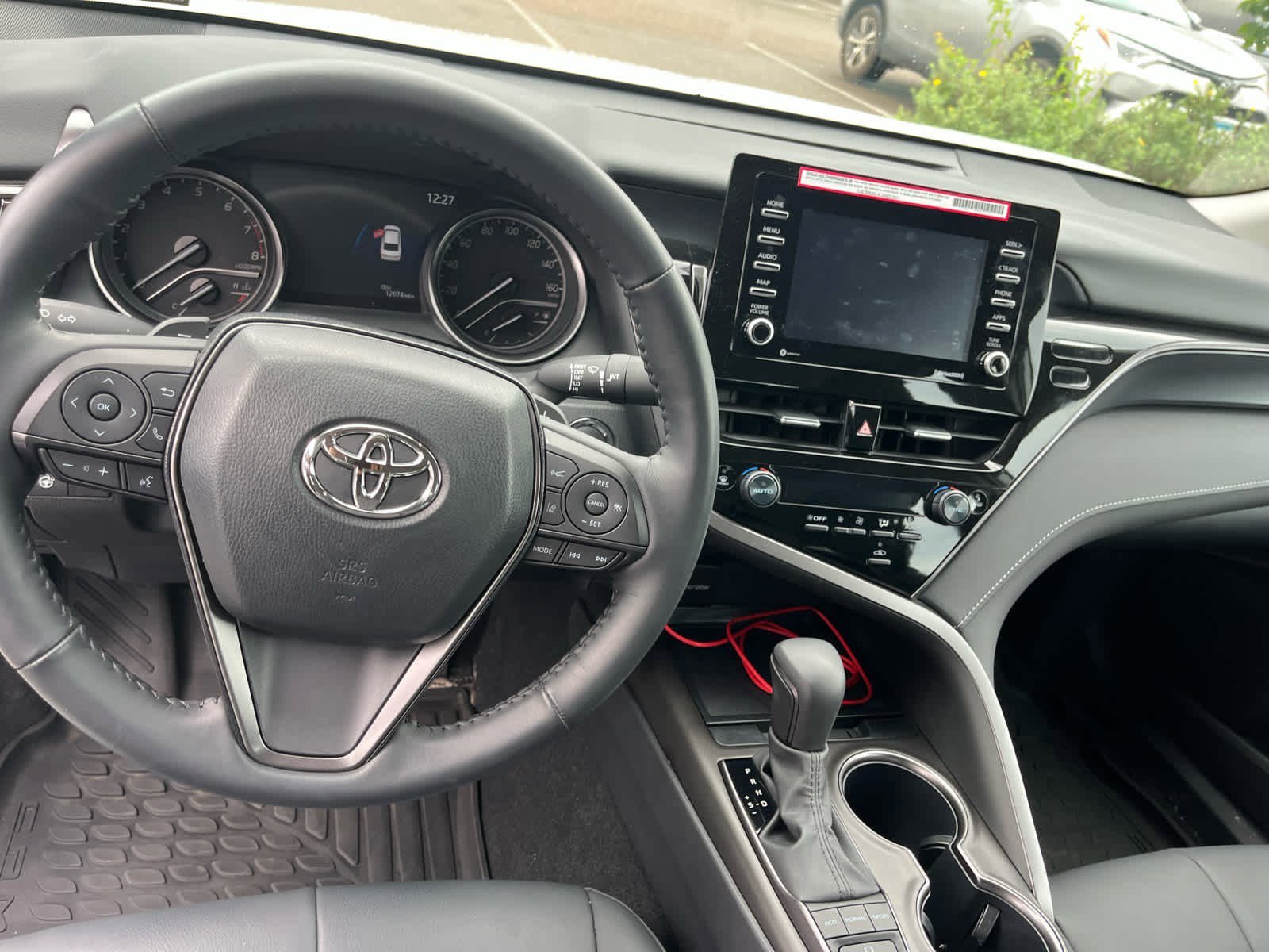 Used 2024 Ice Cap Toyota SE image 11