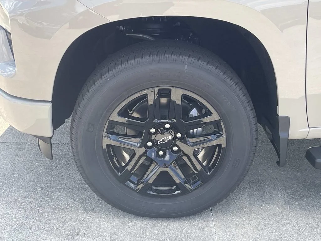 2026 Chevrolet Silverado 1500 Custom - Photo 7