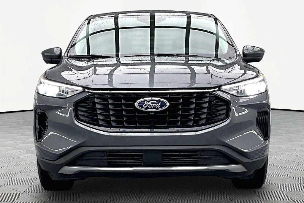 Certified Used 2024 Gray Metallic Ford Active image 3