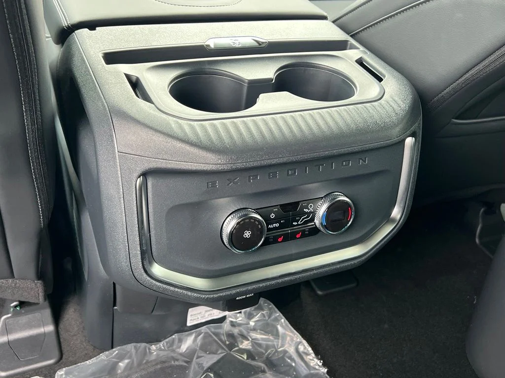 New 2026 Dark Matter Gray Metallic Ford Platinum® image 17