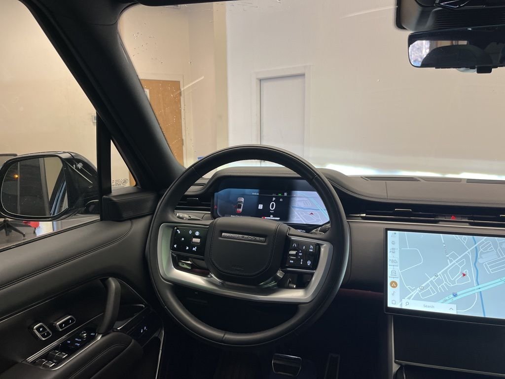 2025 Land Rover Range Rover SE - Photo 25