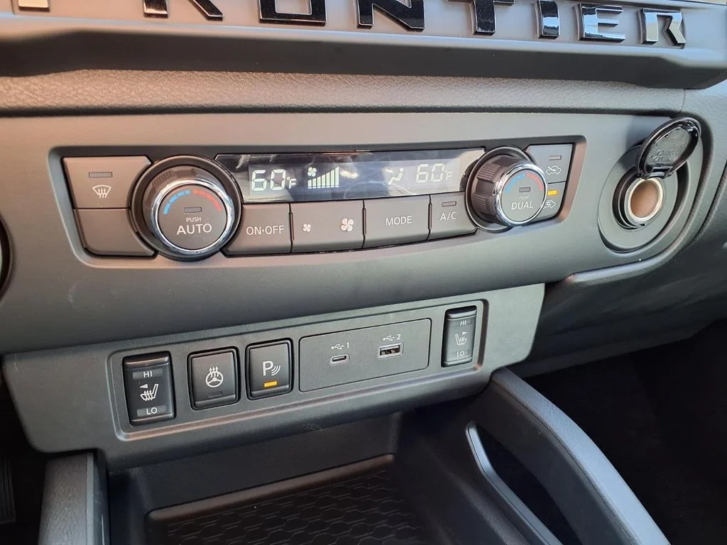 2026 Nissan Frontier SV - Photo 9