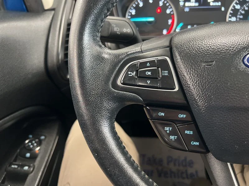 Used 2020 Blue Ford SE image 23