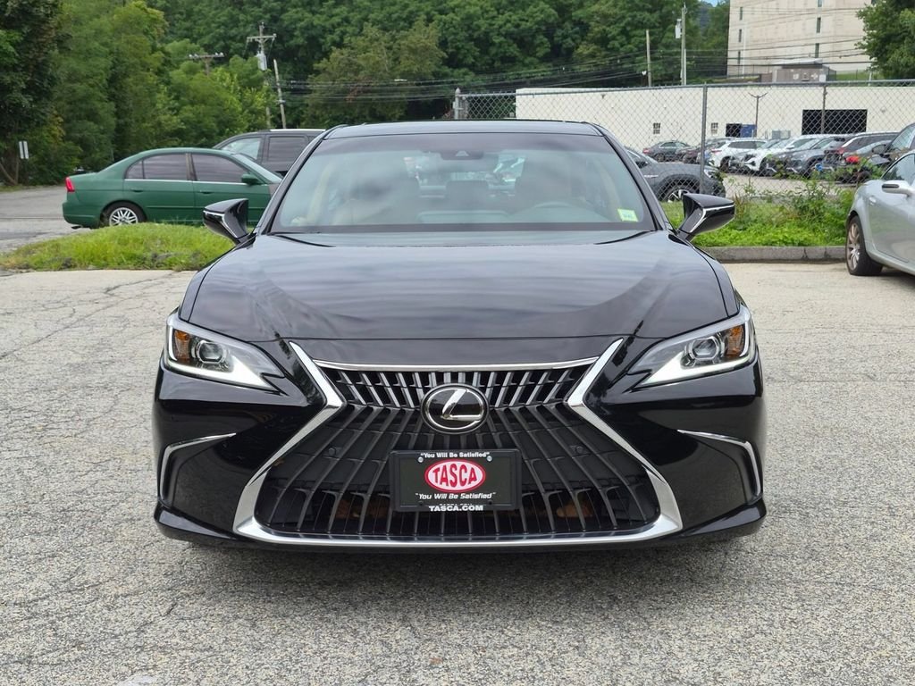 Used 2024 Black Lexus 350 image 10