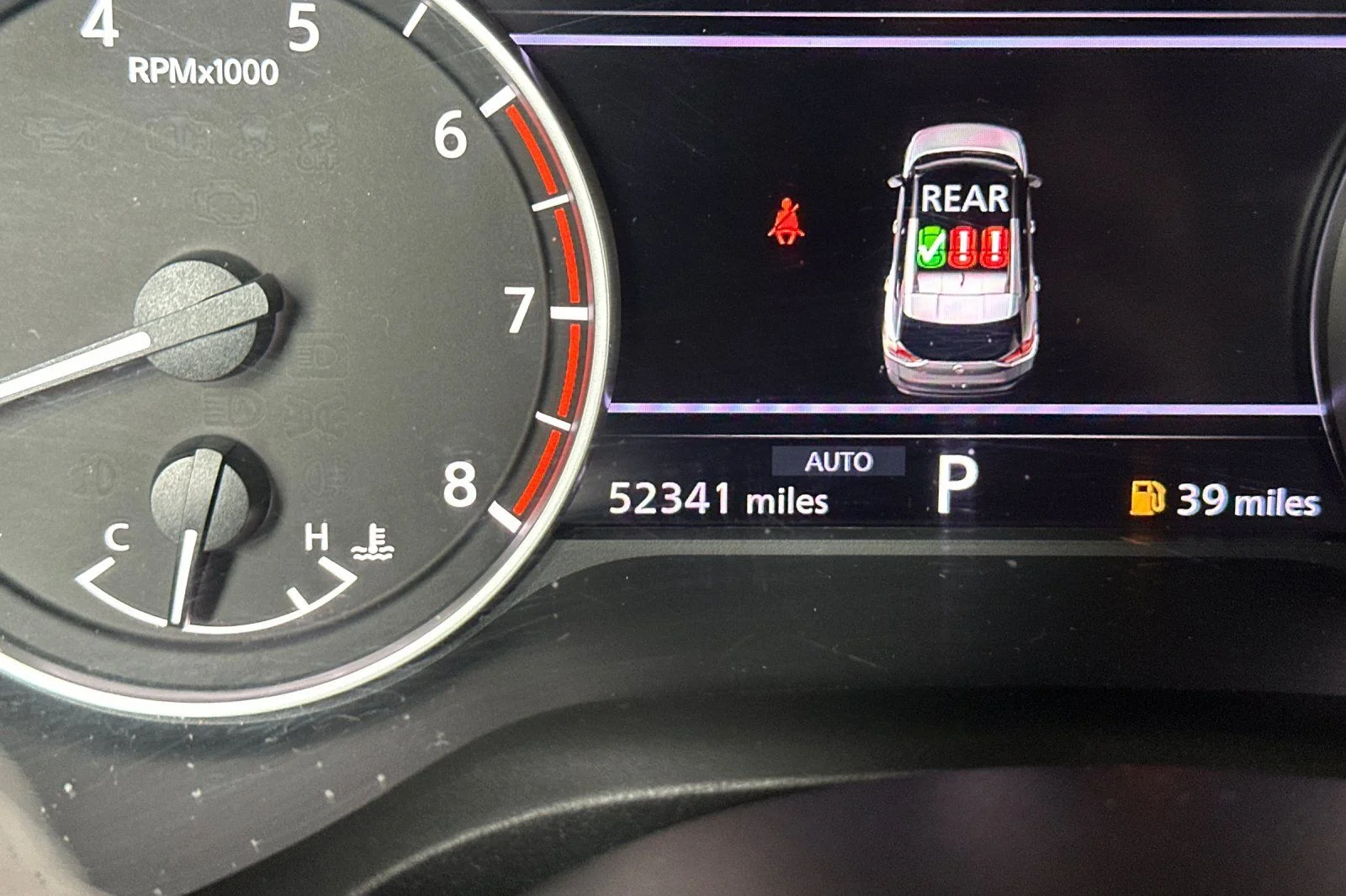 Used 2023 White Nissan S image 26
