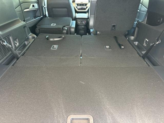 New 2026 Agate Black Metallic Ford Active image 43