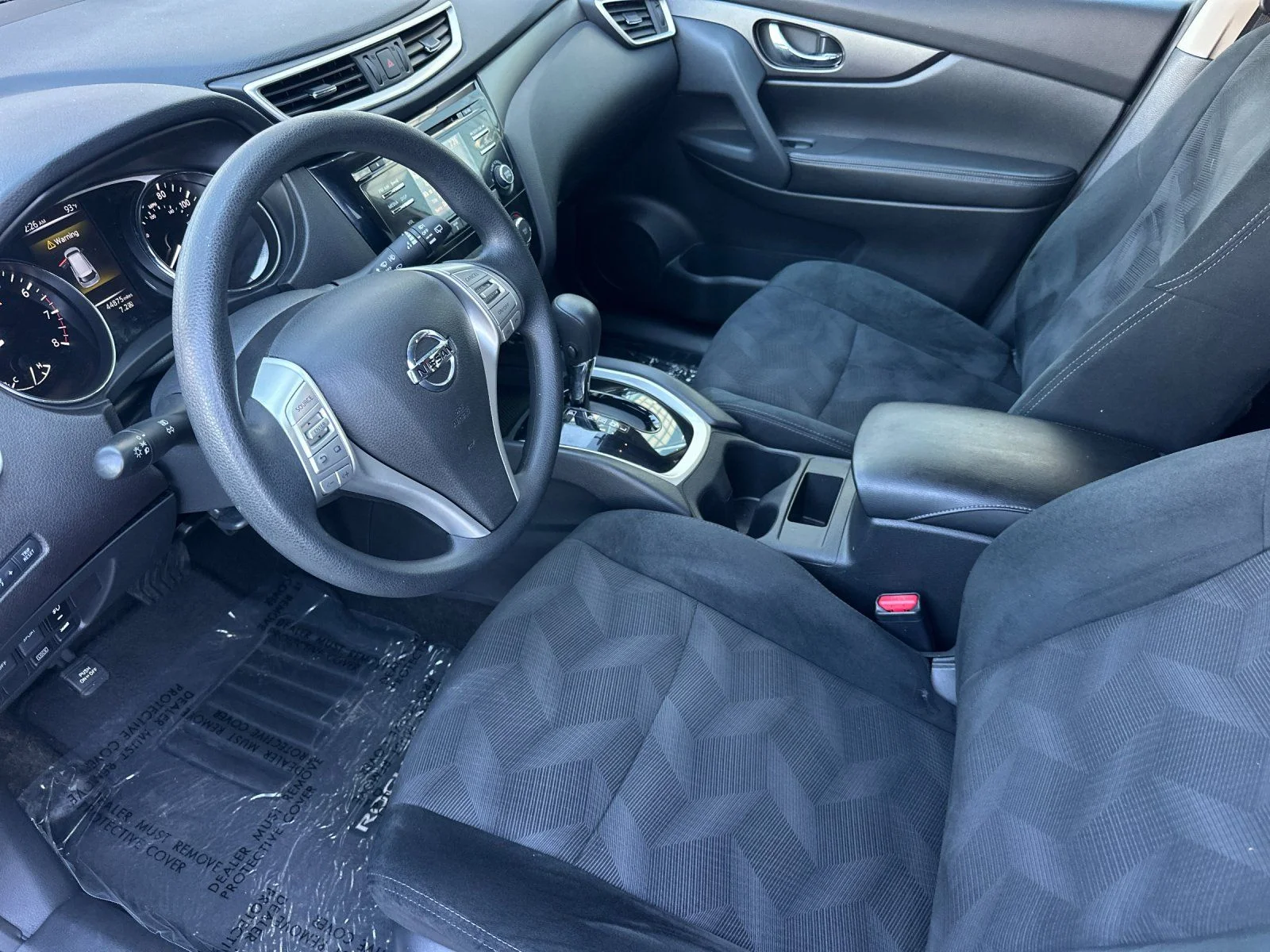 Used 2016 Glacier White Nissan S image 9
