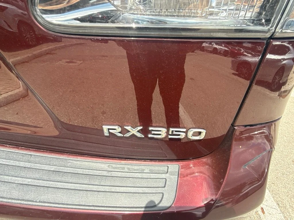 Used 2015  Lexus 350 image 9