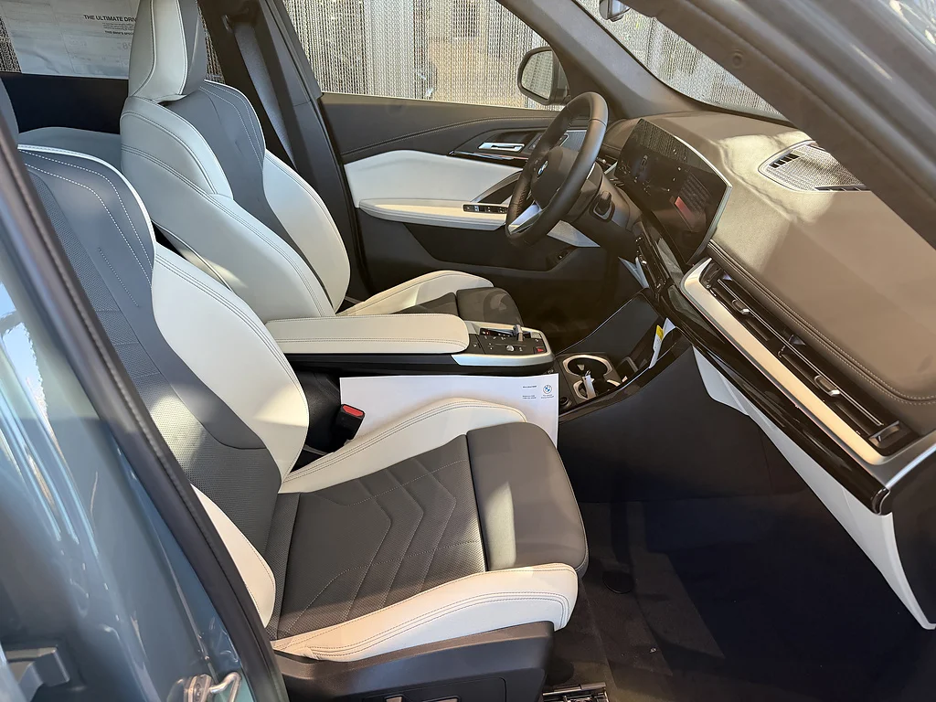 New 2027  BMW xDrive28i image 14