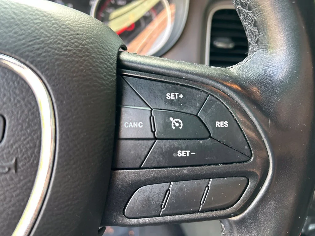 Used 2023 Silver Dodge SXT image 19