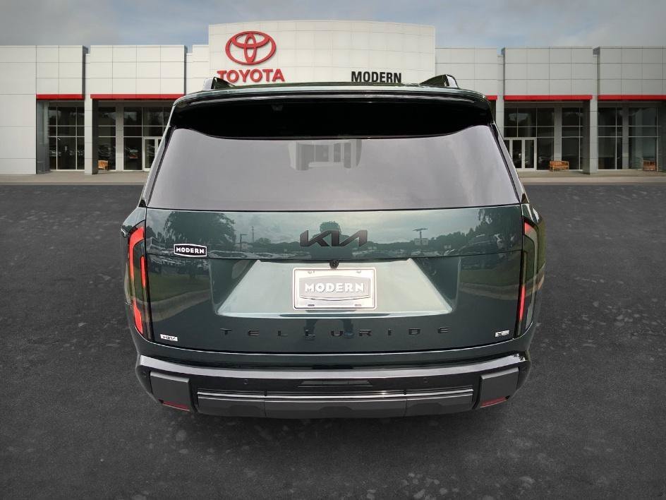Used 2027 Black Jade Green Kia X-Line SX-Prestige image 6