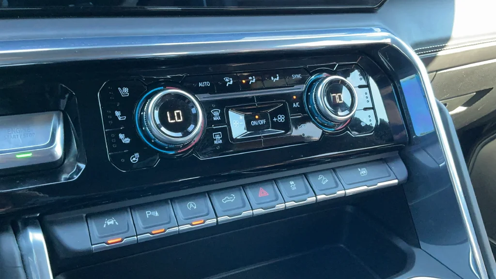 Used 2023 Silver GMC Denali Ultimate image 16