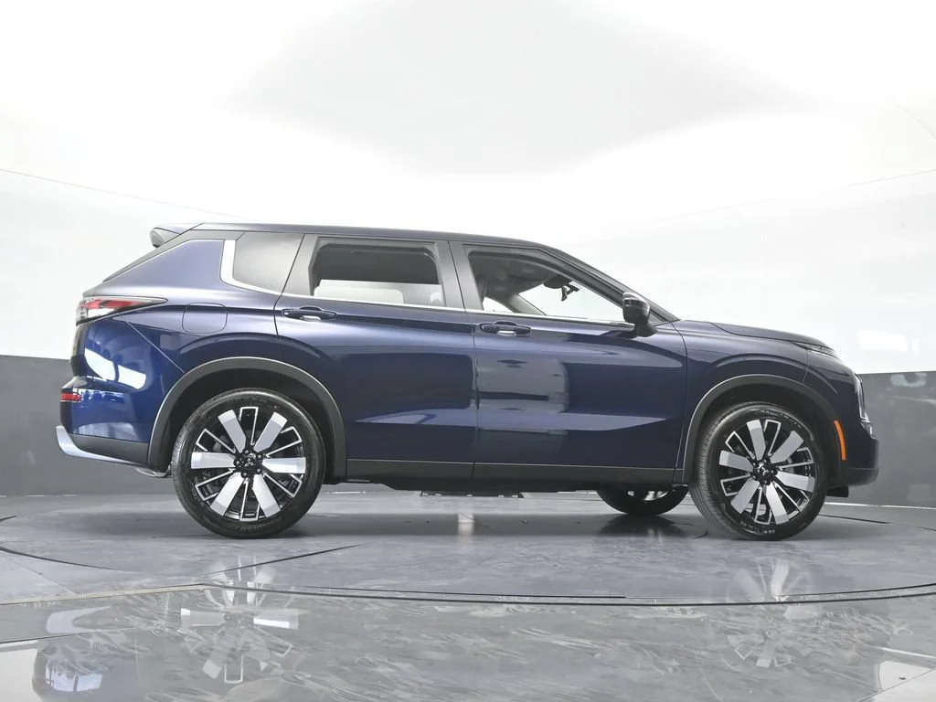 New 2026 Blue Metallic Mitsubishi SE 1.5T 2WD image 64