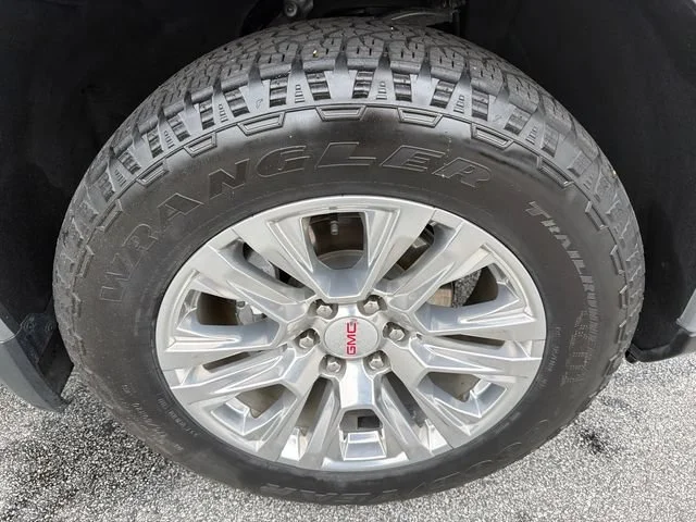 Used 2023 Sterling Metallic GMC Denali image 12