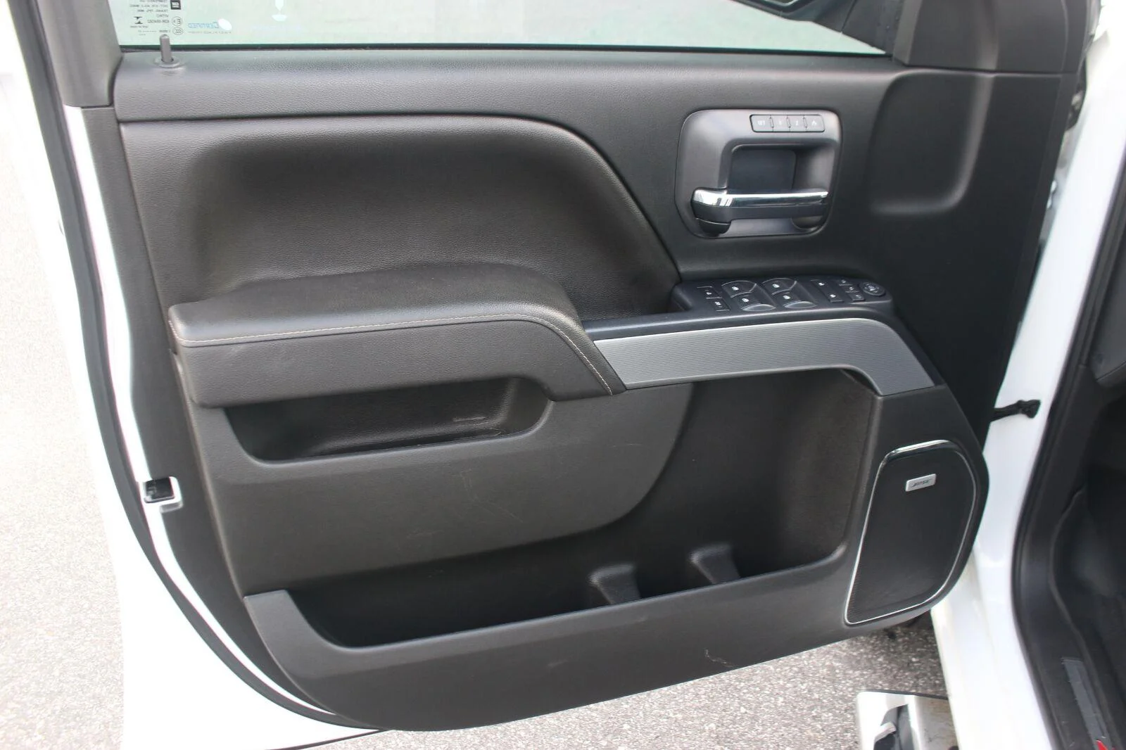 Used 2017 SUMMIT WHITE Chevrolet LTZ image 14