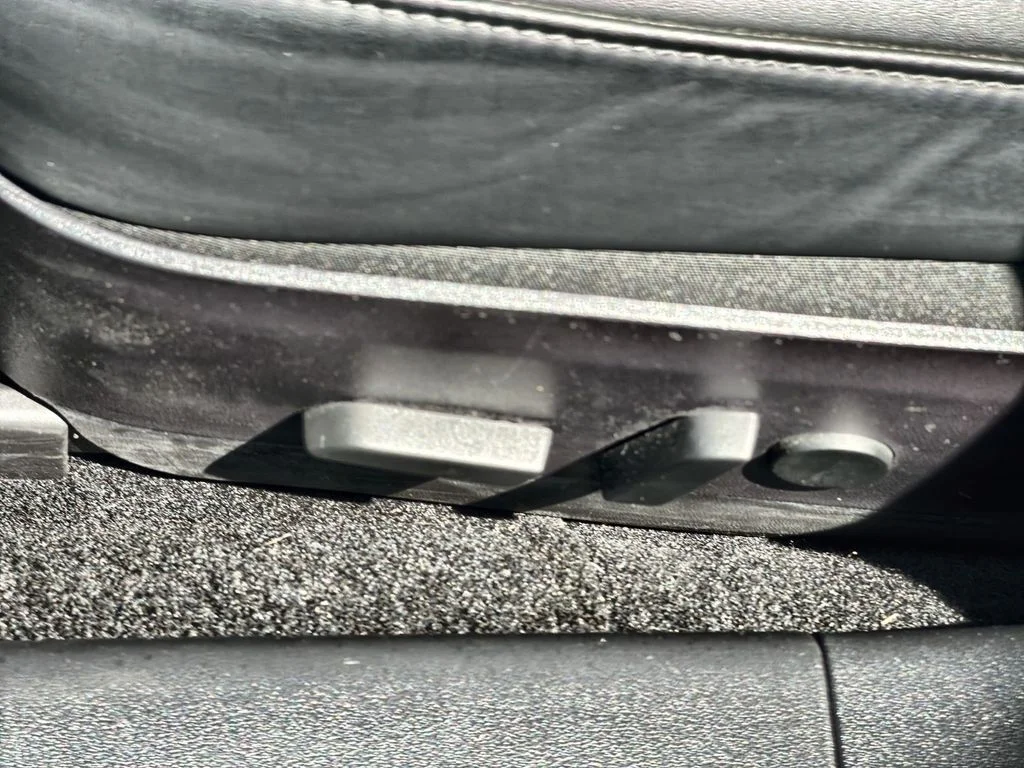 Used 2019 Blue Tesla Long Range image 12