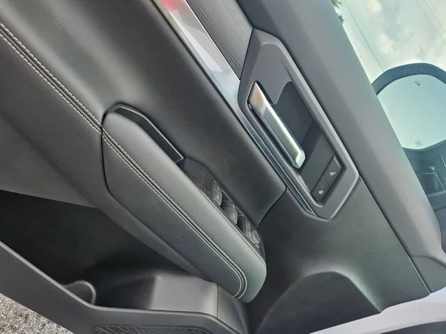 New 2027 Summit White GMC Elevation image 11