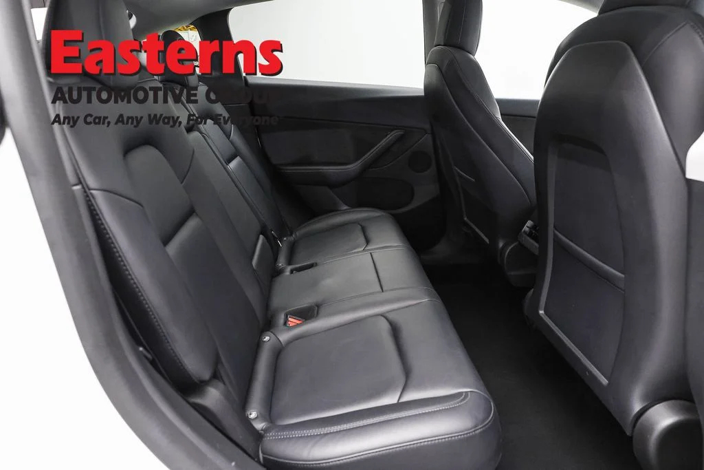 Used 2022 White Tesla Long Range image 17