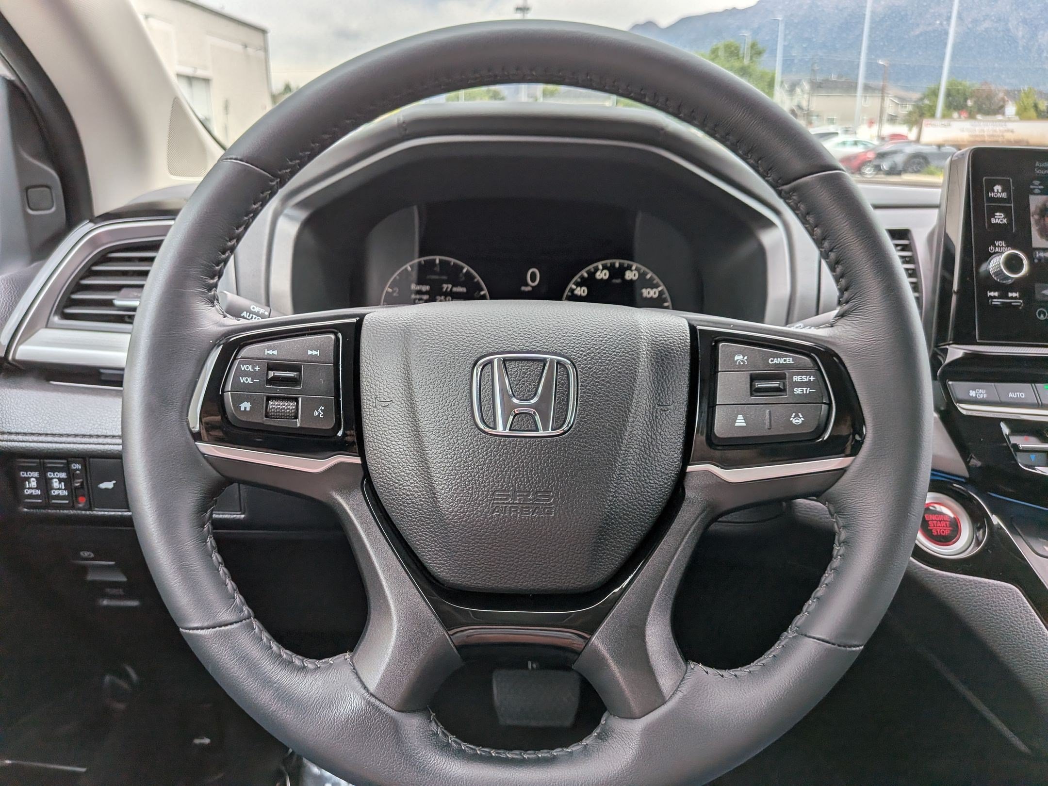 2025 Honda Odyssey Elite - Photo 17