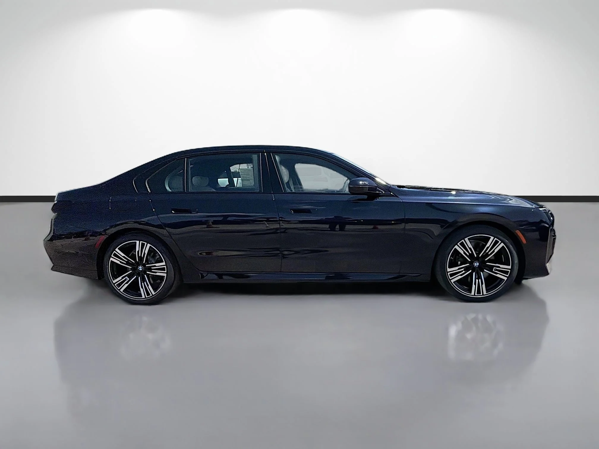 New 2026 Carbon Black Metallic BMW 740i image 2