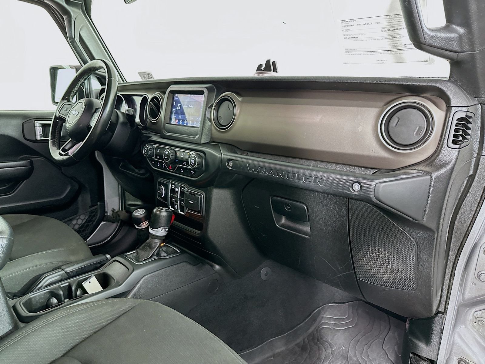 Used 2020 Billet Silver Metallic Clearcoat Jeep Unlimited Sport S image 27