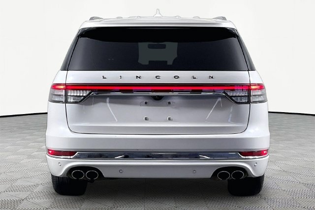 Used 2020 White Lincoln Black Label image 4