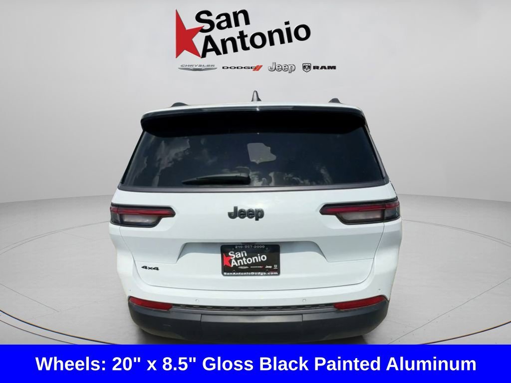New 2026 Bright White Clear-Coat Exterior Paint Jeep Limited image 14