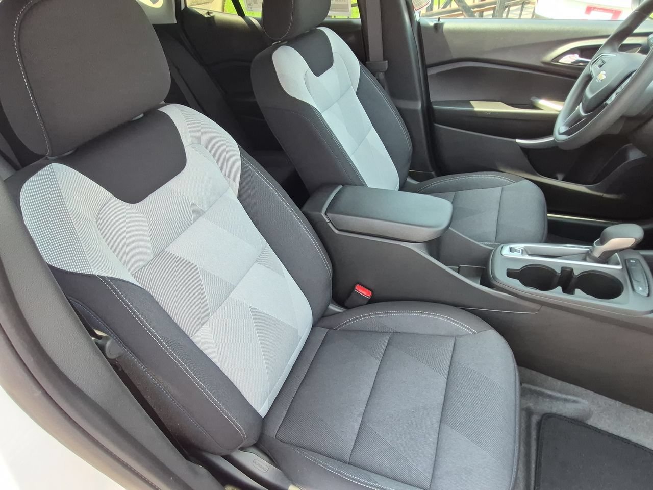 2026 Chevrolet Trax LS - Photo 26