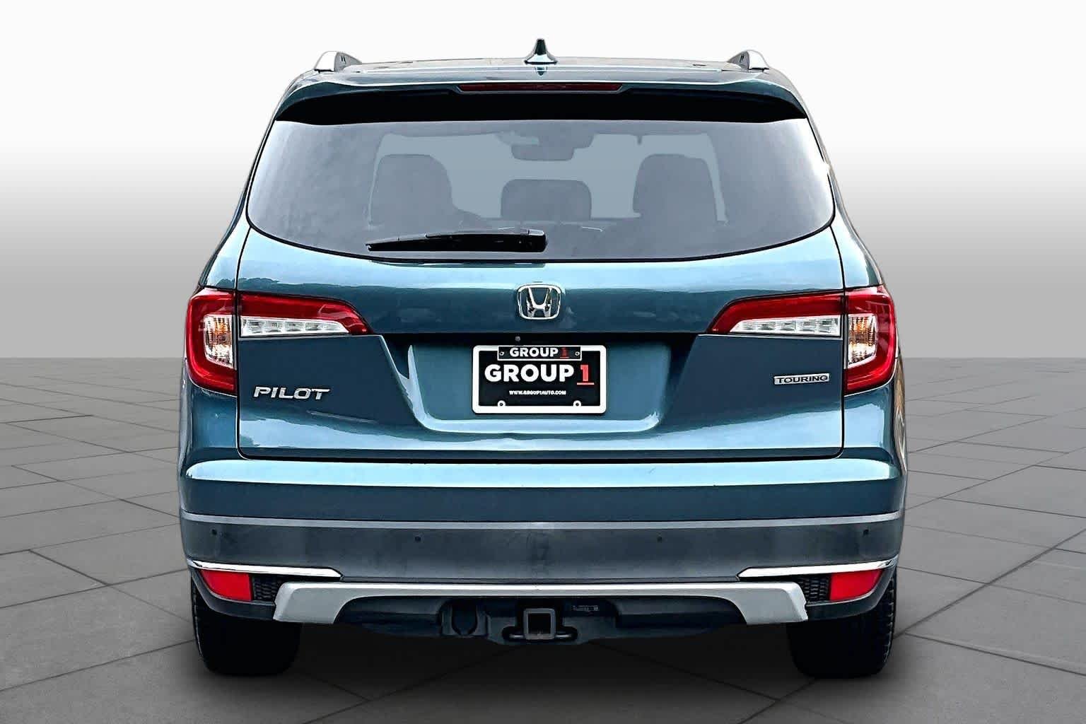 Used 2019 Steel Sapphire Metallic Honda Touring 8-Passenger image 5